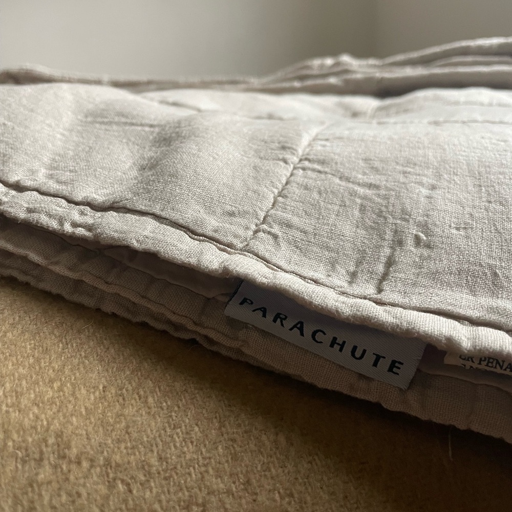 Full/Queen Parachute Linen Box Quilt in Bone - Picture 2 of 6